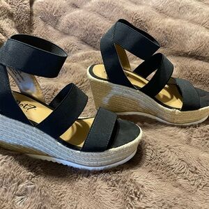 Women's Black Wedge Sandals